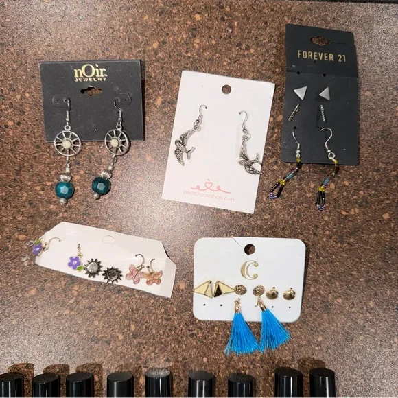 NYX Lip Cream Set - Purple, Gray, Red, Orange, Pink - Picture 3 of 3